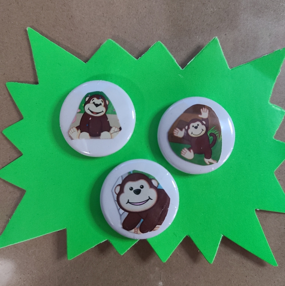 ✨️4/$10✨️ 3pc 1-inch Pinback button set Webkinz Cheeky Monkey